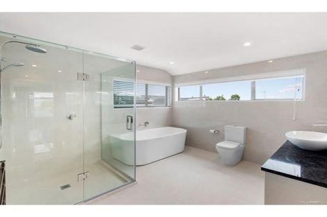 Photo of property in 17 Willis Avenue, Pukekohe, 2120