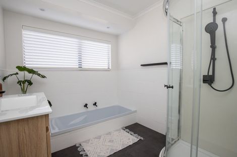 Photo of property in 23 Darlington Street, Ngatea, 3503