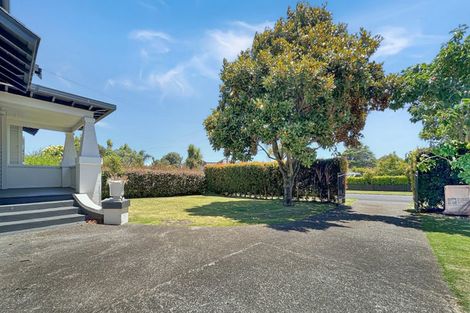 Photo of property in 71 Mcintyre Road, Mangere Bridge, Auckland, 2022