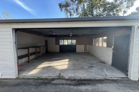 Photo of property in 99 Kemp Road, Massey, Auckland, 0614