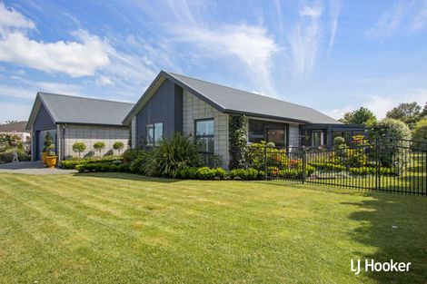 Photo of property in 131 Koutunui Road, Athenree, Katikati, 3177