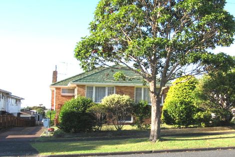 Photo of property in 2/28 Islington Avenue, New Lynn, Auckland, 0600