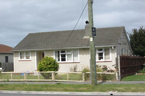 Photo of property in 24 Mackworth Street, Woolston, Christchurch, 8062