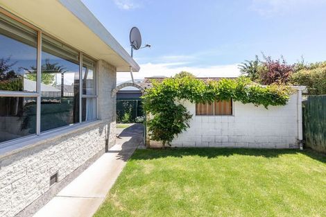 Photo of property in 2/8 Darroch Street, Belfast, Christchurch, 8051