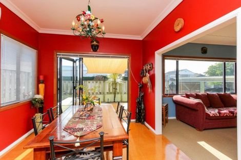 Photo of property in 20 Ngaio Street, Strandon, New Plymouth, 4312