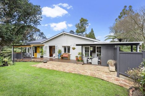 Photo of property in 324 Titirangi Road, Titirangi, Auckland, 0604