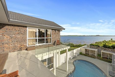 Photo of property in 43 St Annes Crescent, Wattle Downs, Auckland, 2103