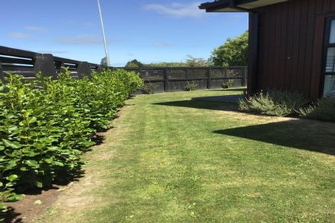 Photo of property in 8 Berg Way, Belfast, Christchurch, 8051