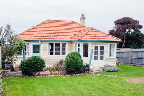 Photo of property in 4 Mclean Street, Oamaru North, Oamaru, 9400