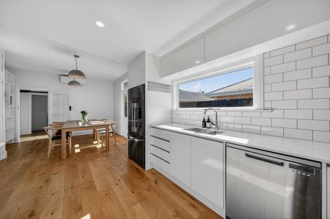 Photo of property in 136 Matsons Avenue, Papanui, Christchurch, 8053