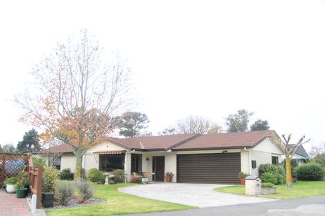 Photo of property in 48 Hetley Crescent, Taradale, Napier, 4112