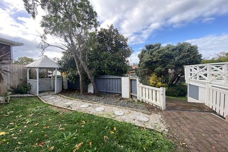 Photo of property in 26 Wycherley Drive, Bucklands Beach, Auckland, 2014