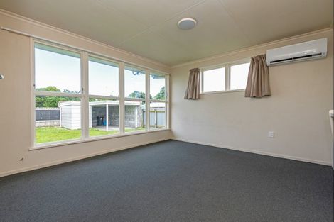 Photo of property in 4 Clutha Place, Westbrook, Palmerston North, 4412