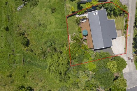 Photo of property in 13 Cross Street, Raglan, 3225