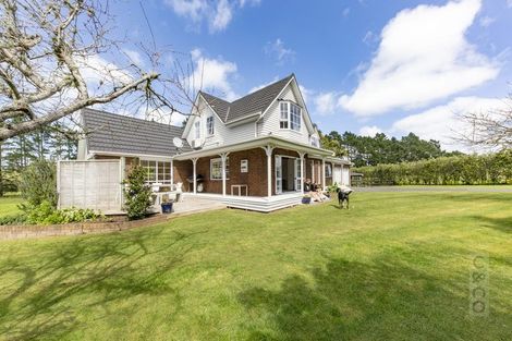 Photo of property in 30 Riverland Road, Kumeu, 0892