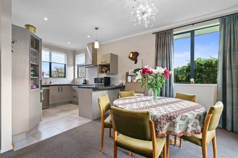 Photo of property in 68a Hamilton Road, Cambridge, 3434