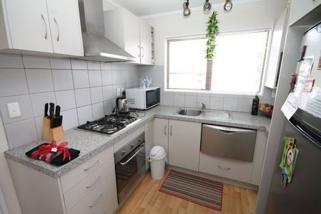 Photo of property in 1/9 Porchester Road, Papakura, 2110