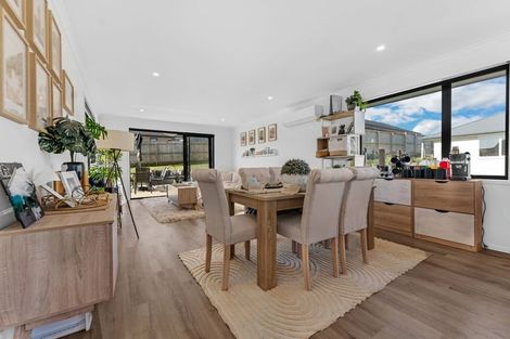 Photo of property in 40 Leathem Crescent, Pokeno, 2402