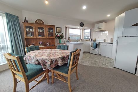 Photo of property in 8 Robalan Place, Redwoodtown, Blenheim, 7201