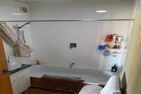 Photo of property in 92c Dowse Drive, Maungaraki, Lower Hutt, 5010