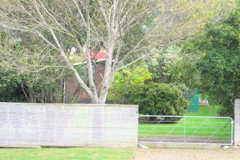 Photo of property in 62 Hahei Beach Road, Hahei, Whitianga, 3591