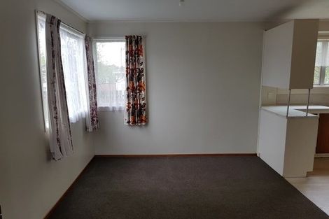 Photo of property in 6 Sabot Place, Massey, Auckland, 0614