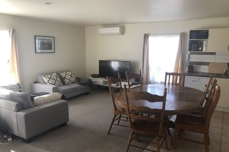 Photo of property in 2/57 Gladstone Road, Northcote, Auckland, 0627