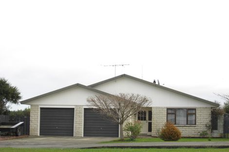 Photo of property in 732 Queens Drive, Waikiwi, Invercargill, 9810