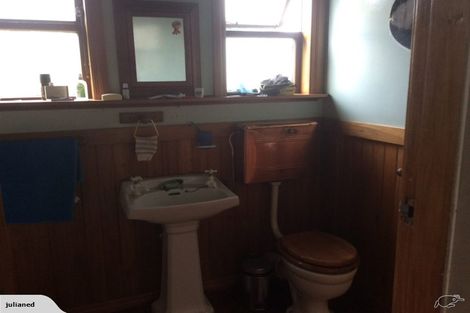 Photo of property in 58 Wakefield Street, Westport, 7825