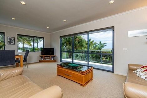 Photo of property in 381 Cove Road, Waipu, 0582
