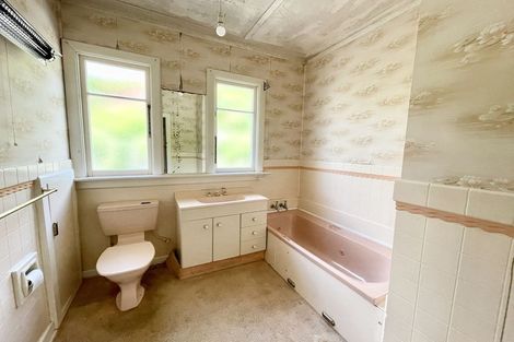 Photo of property in 7 Avon Street, South Hill, Oamaru, 9400