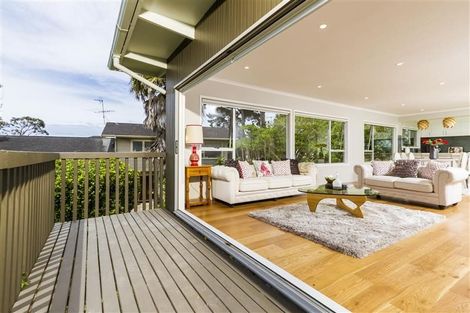 Photo of property in 271 East Coast Road, Mairangi Bay, Auckland, 0630