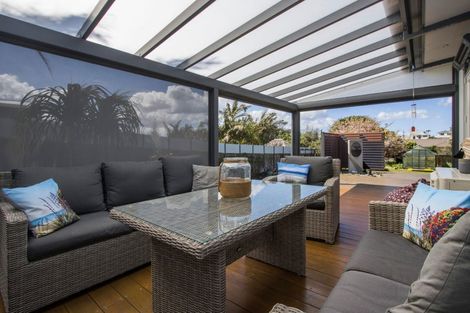 Photo of property in 22 Reo Crescent, Waihi Beach, 3611