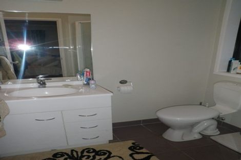 Photo of property in 19 Jadewynn Drive, Massey, Auckland, 0614