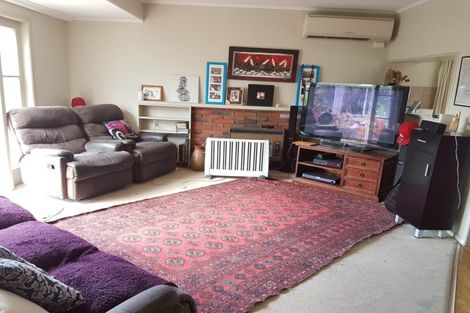 Photo of property in 2 Jeanette Street, Glenview, Hamilton, 3206