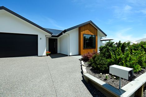 Photo of property in 28 Concordia Drive, Richmond, 7020