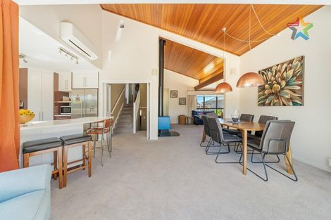 Photo of property in 27 Holyoake Crescent, Avalon, Lower Hutt, 5011