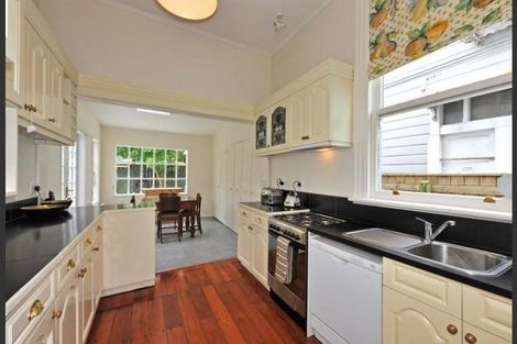 Photo of property in 86 Tinakori Road, Thorndon, Wellington, 6011