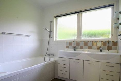 Photo of property in 51 Wyoming Avenue, Murrays Bay, Auckland, 0630