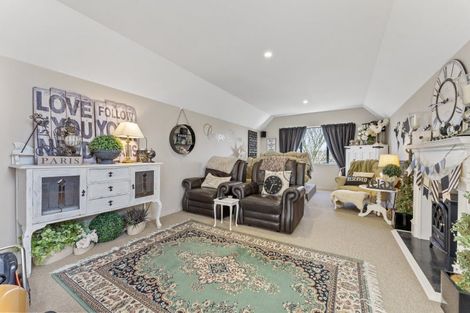 Photo of property in 113 John F Kennedy Drive, Milson, Palmerston North, 4414