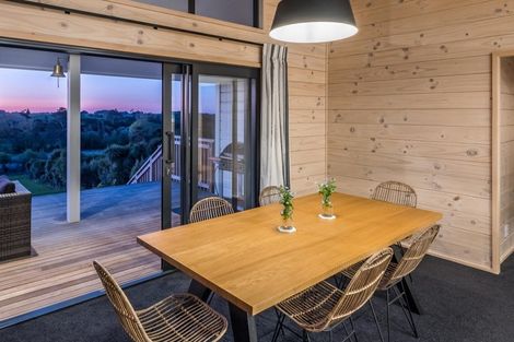 Photo of property in 214b Huia Street, Waikanae, 5391