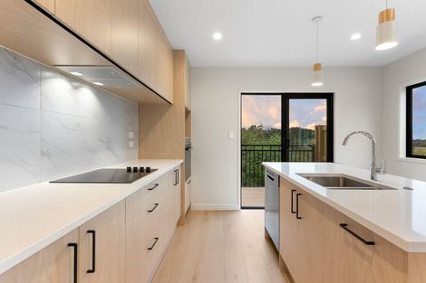 Photo of property in 27 Awhi Lane, Massey, 0614