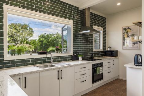 Photo of property in 127 Nuffield Avenue, Marewa, Napier, 4110