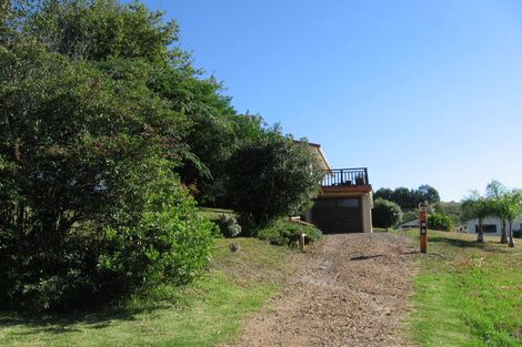 Photo of property in 16 Trig Hill Road, Onetangi, Waiheke Island, 1081