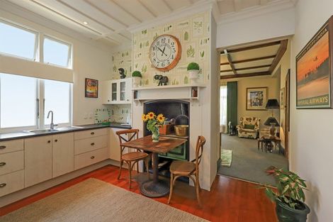 Photo of property in 47 Vigor Brown Street, Napier South, Napier, 4110