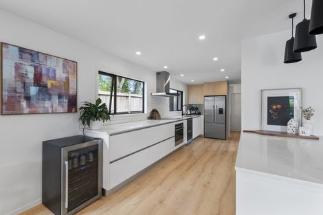 Photo of property in 2/1 Bruce Street, Northcote Point, Auckland, 0627