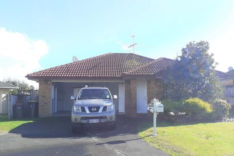 Photo of property in 32 Sandwick Drive, Weymouth, Auckland, 2103