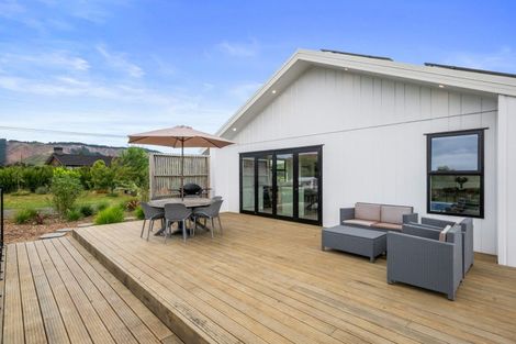 Photo of property in 49 Wakefield Road, Levin, 5571