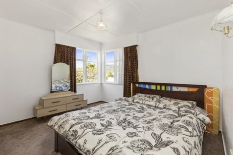 Photo of property in 7 Poole Street, Taita, Lower Hutt, 5011