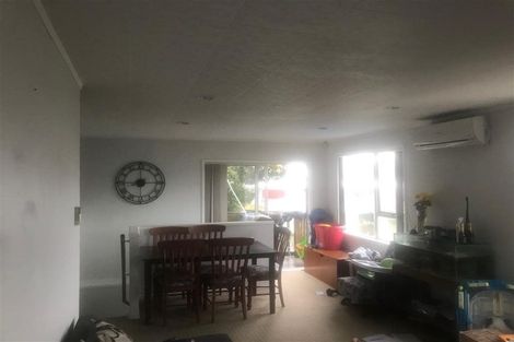 Photo of property in 98 Reynella Drive, Massey, Auckland, 0614